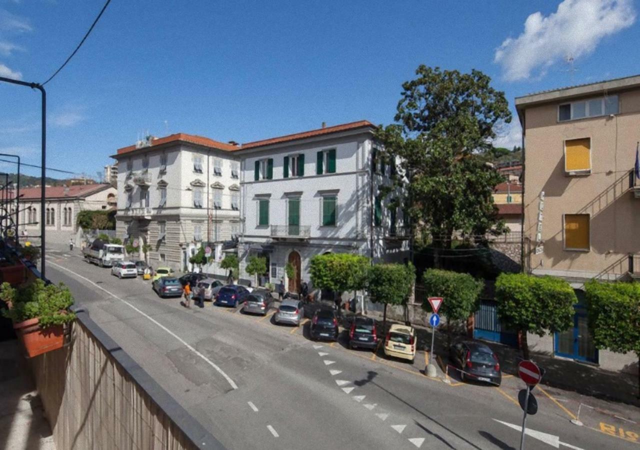 Glad Apartment La Spezia Luaran gambar